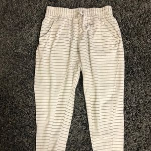 Sarah’s Day X White Fox White Striped Pant L
